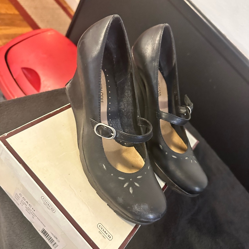 Kenneth Cole shoes